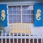 Charming Home, Minutes From The Beach