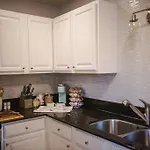 Charming Home, Minutes From The Beach