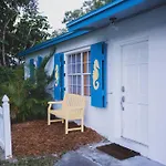 Charming Home, Minutes From The Beach