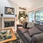 Pet-Friendly Home In Vero Beach, 1 Mi To Beach!