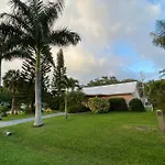 Vintage Vero Bungalow