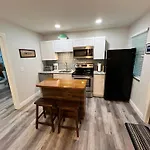 875 Oasis #1 Location!