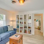 5 Mi To Vero Beach Vintage Home With Sauna And Grill!