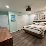 Vero Oaks Stroll To Beach Includes Mini Golf And Jacuzzi