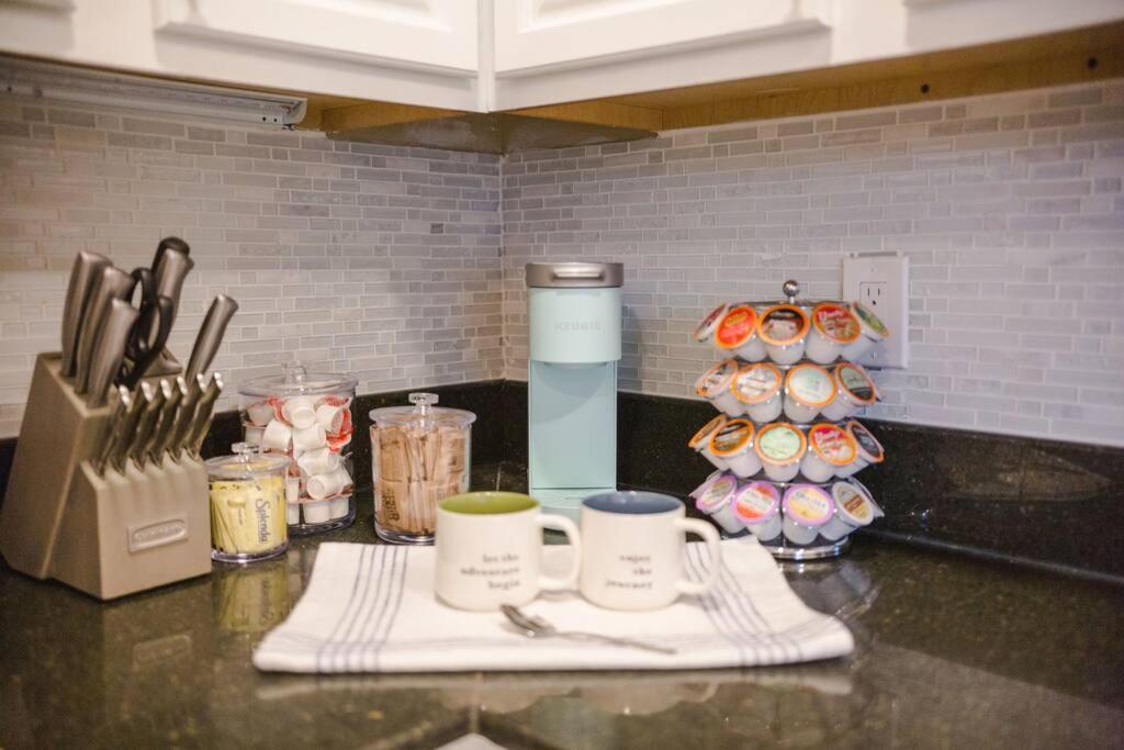Charming Home, Minutes From The Holiday home