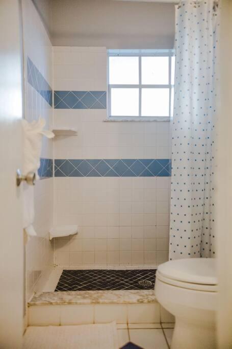 Charming Home, Minutes From The *