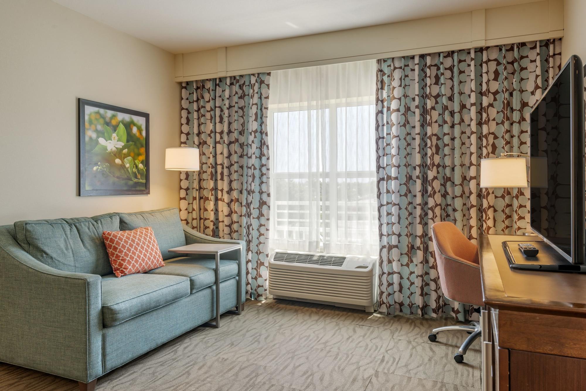 Hampton And By Hilton Vero Beach-downtown