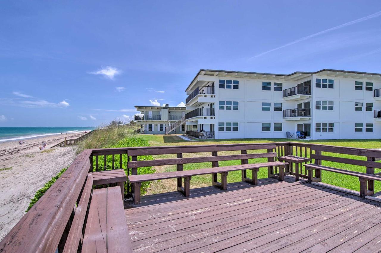 Waterfront Vero With Ocean-view Balcony * Vero Beach