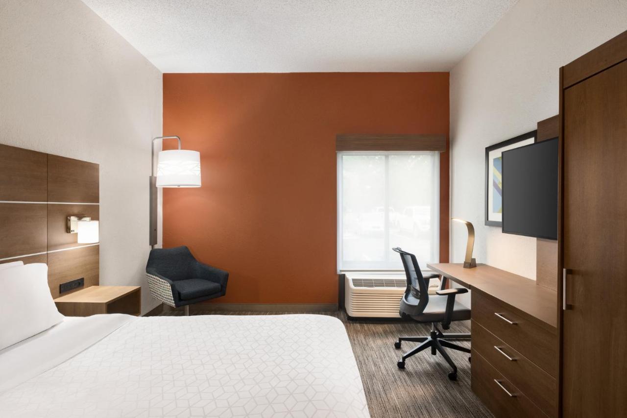 Hotel Express Vero Beach-west I-95 By Ihg 3*