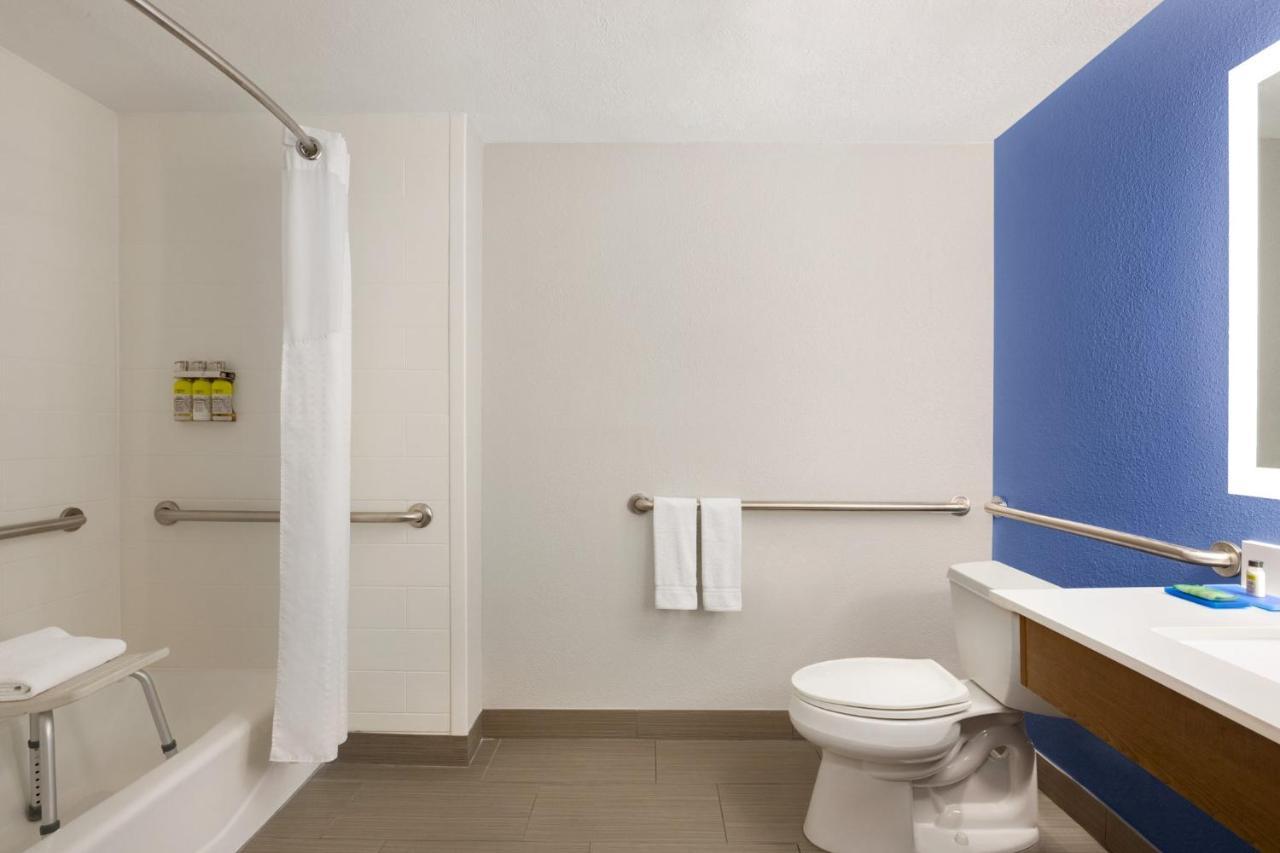 Hotel Express Vero Beach-west I-95 By Ihg