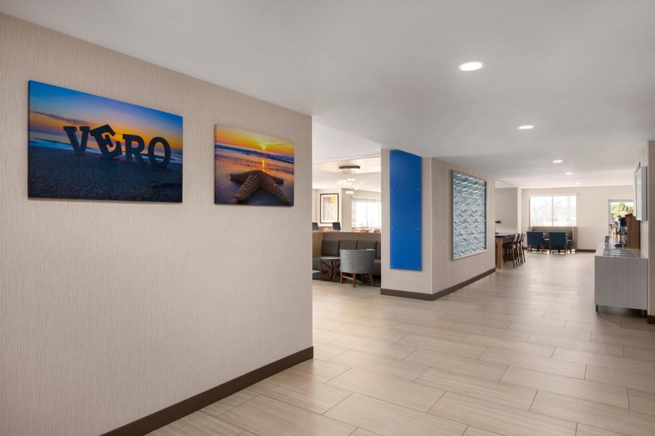 Hotel Express Vero Beach-west I-95 By Ihg 3*