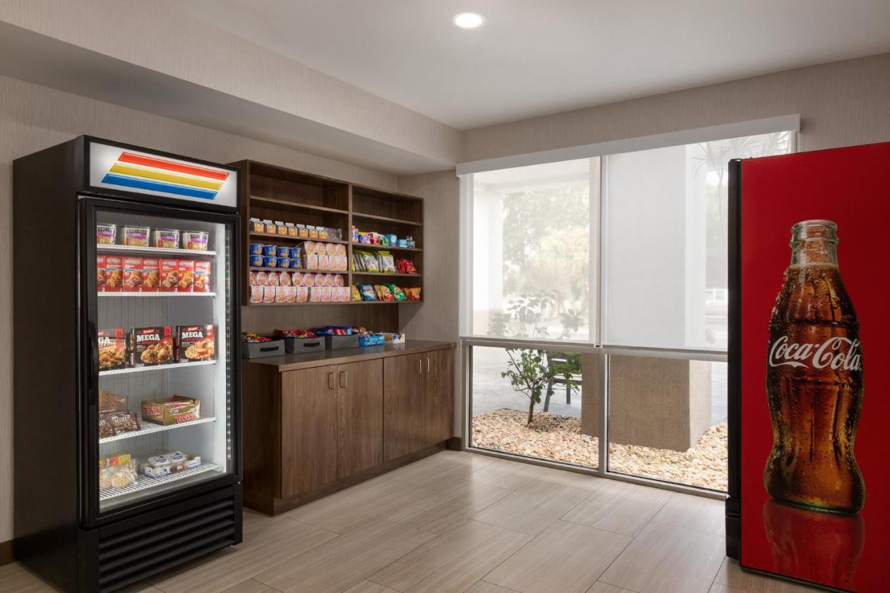 Express Vero Beach-west I-95 By Ihg 3*