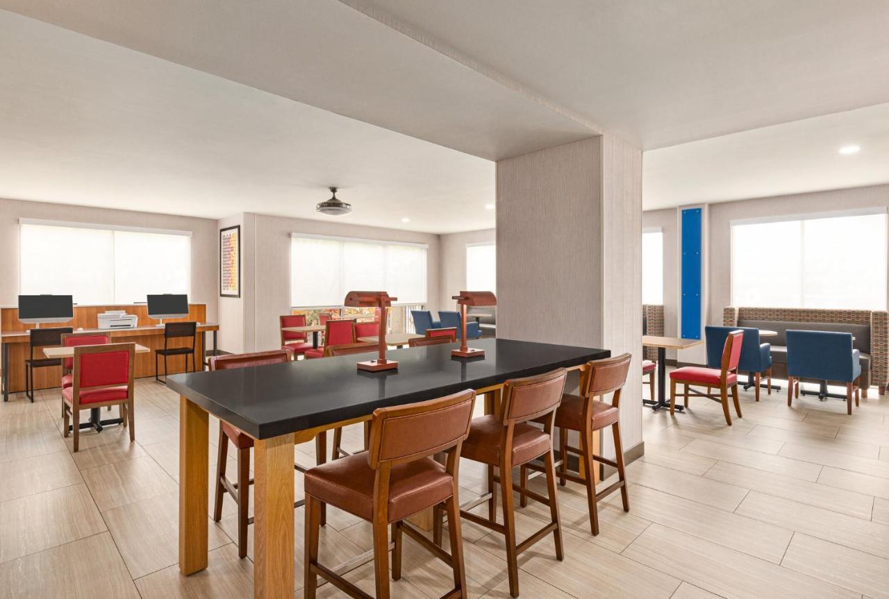 Express Vero Beach-west I-95 By Ihg Vero Beach