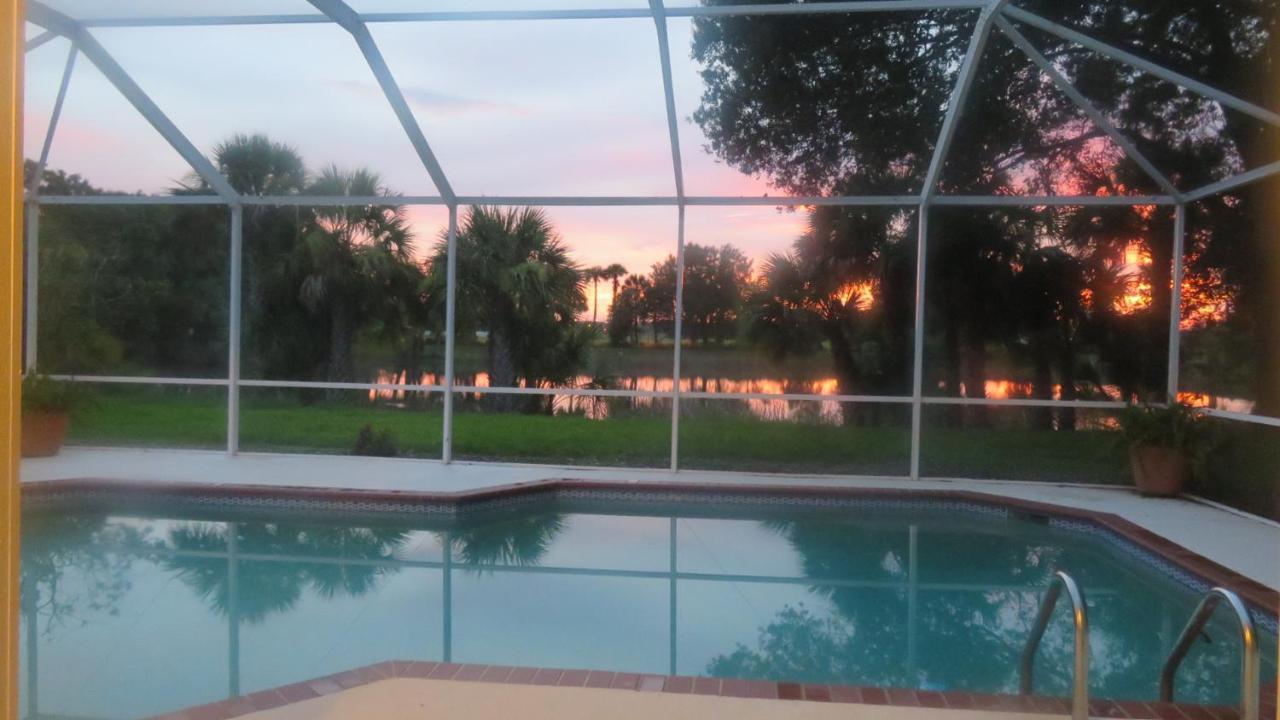 Luxury 3-bedroom Near Beaches With Pool Holiday home *