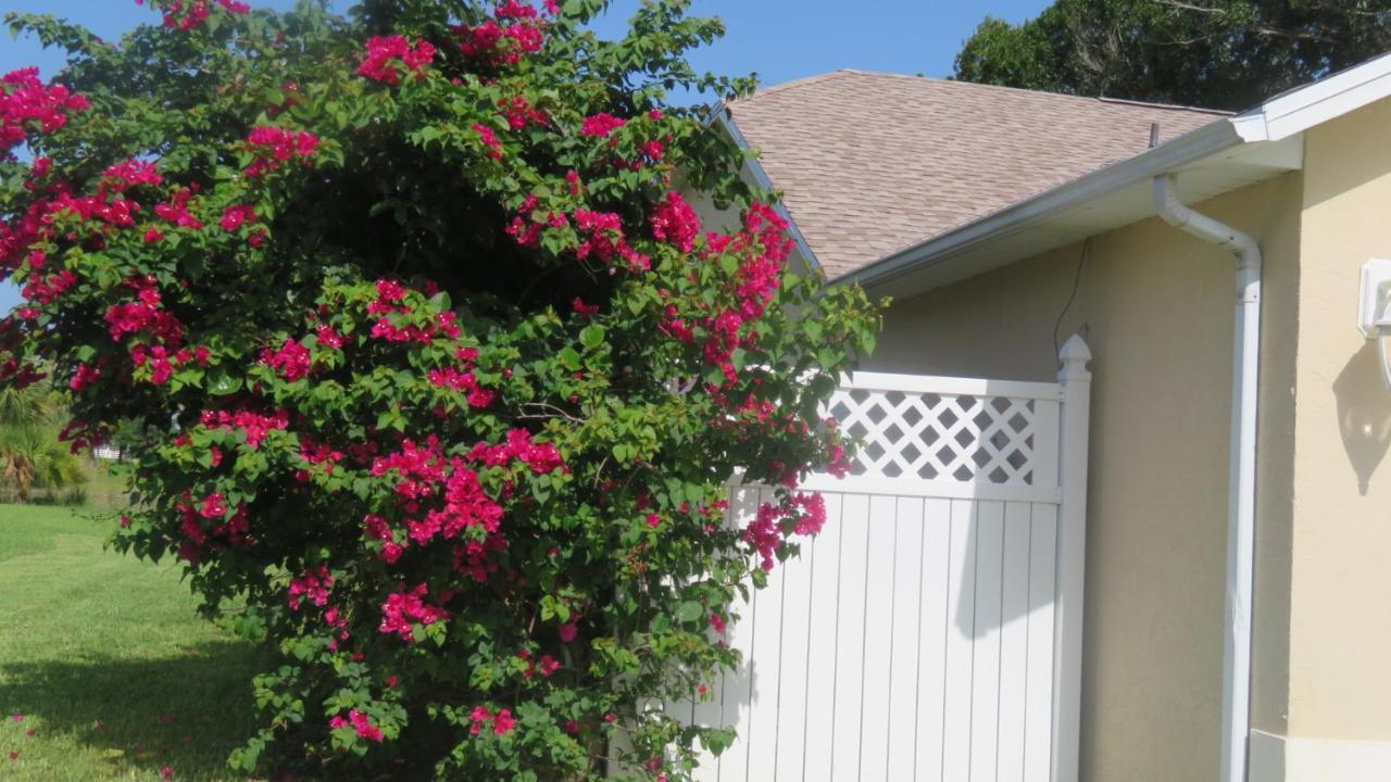 Luxury 3-bedroom Near Beaches With Pool Holiday home Vero Beach