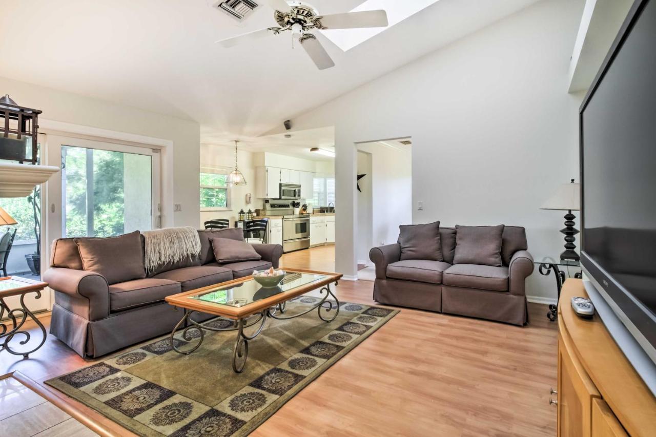 Holiday home Pet-friendly In Vero Beach, 1 Mi To Beach!