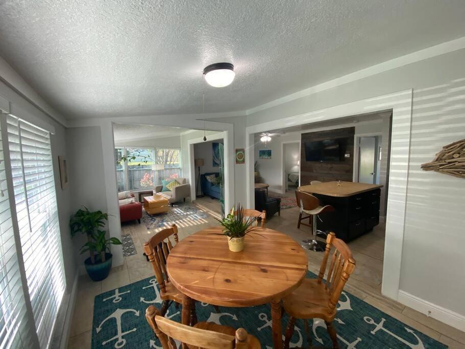 Rock Ridge I. Private And Close To Everything. Vero Beach