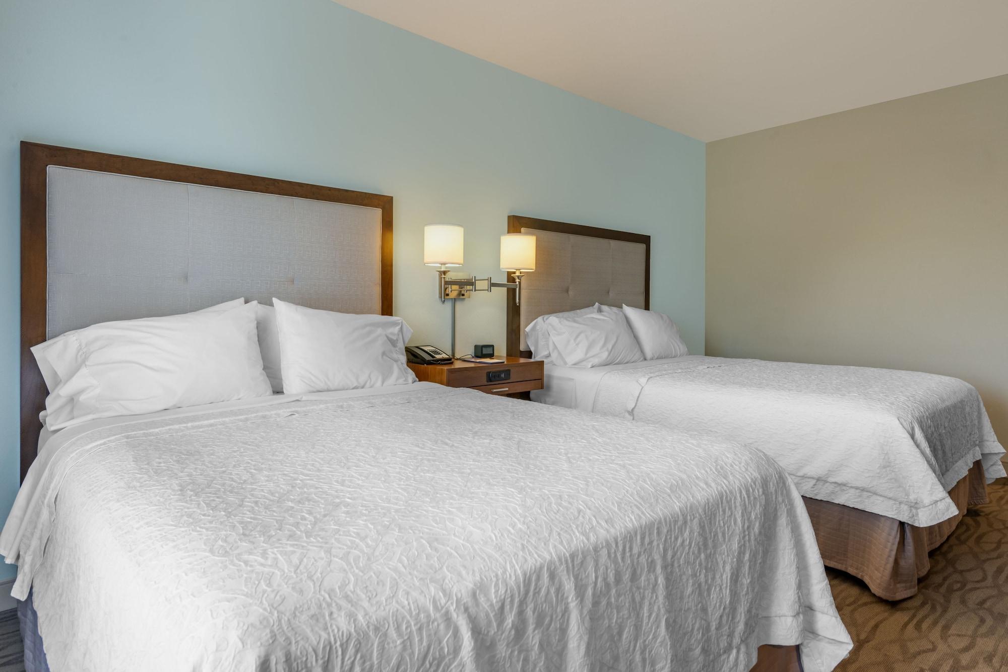 Hampton And By Hilton Vero Beach-downtown Hotel