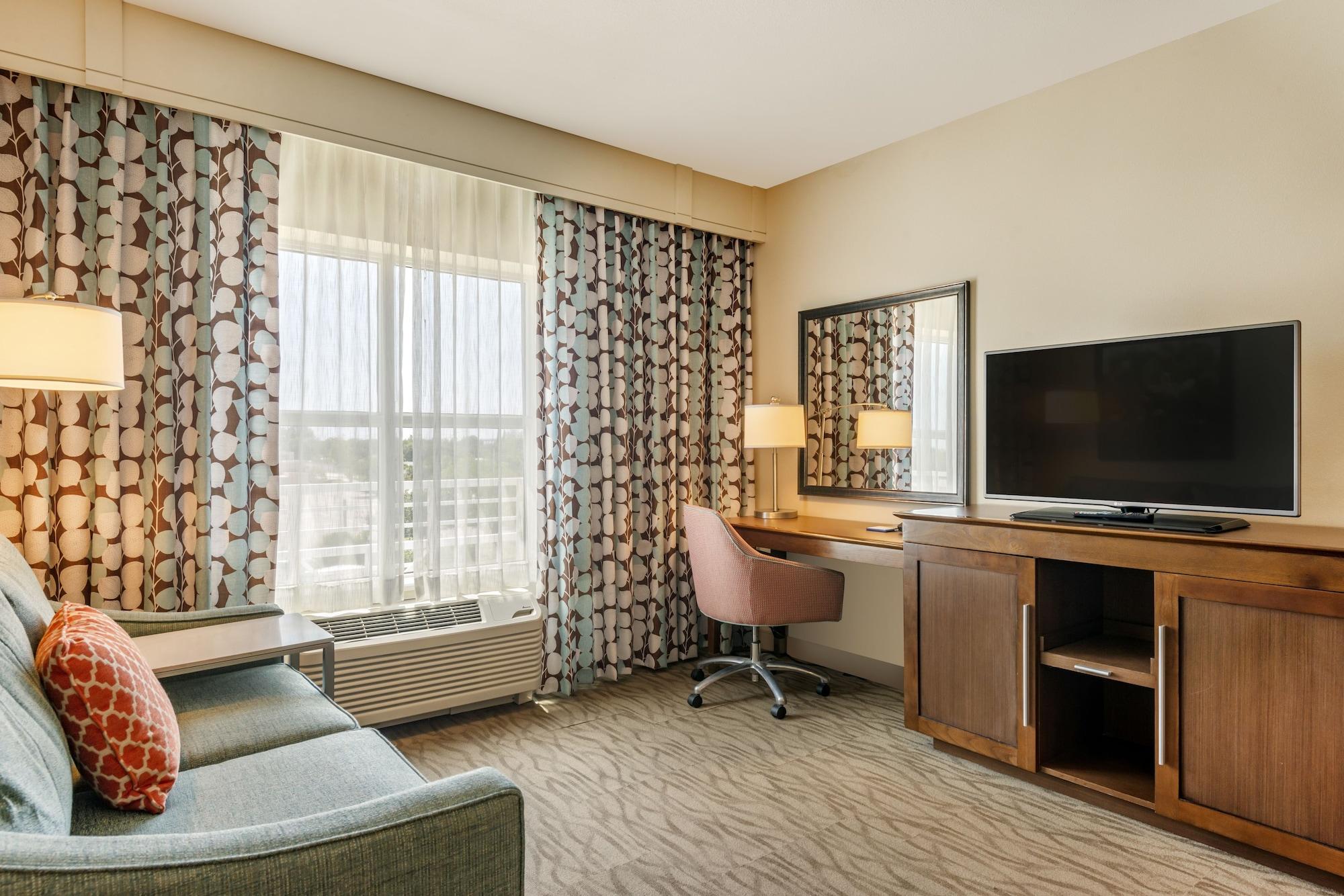 Hampton And By Hilton Vero Beach-downtown Vero Beach