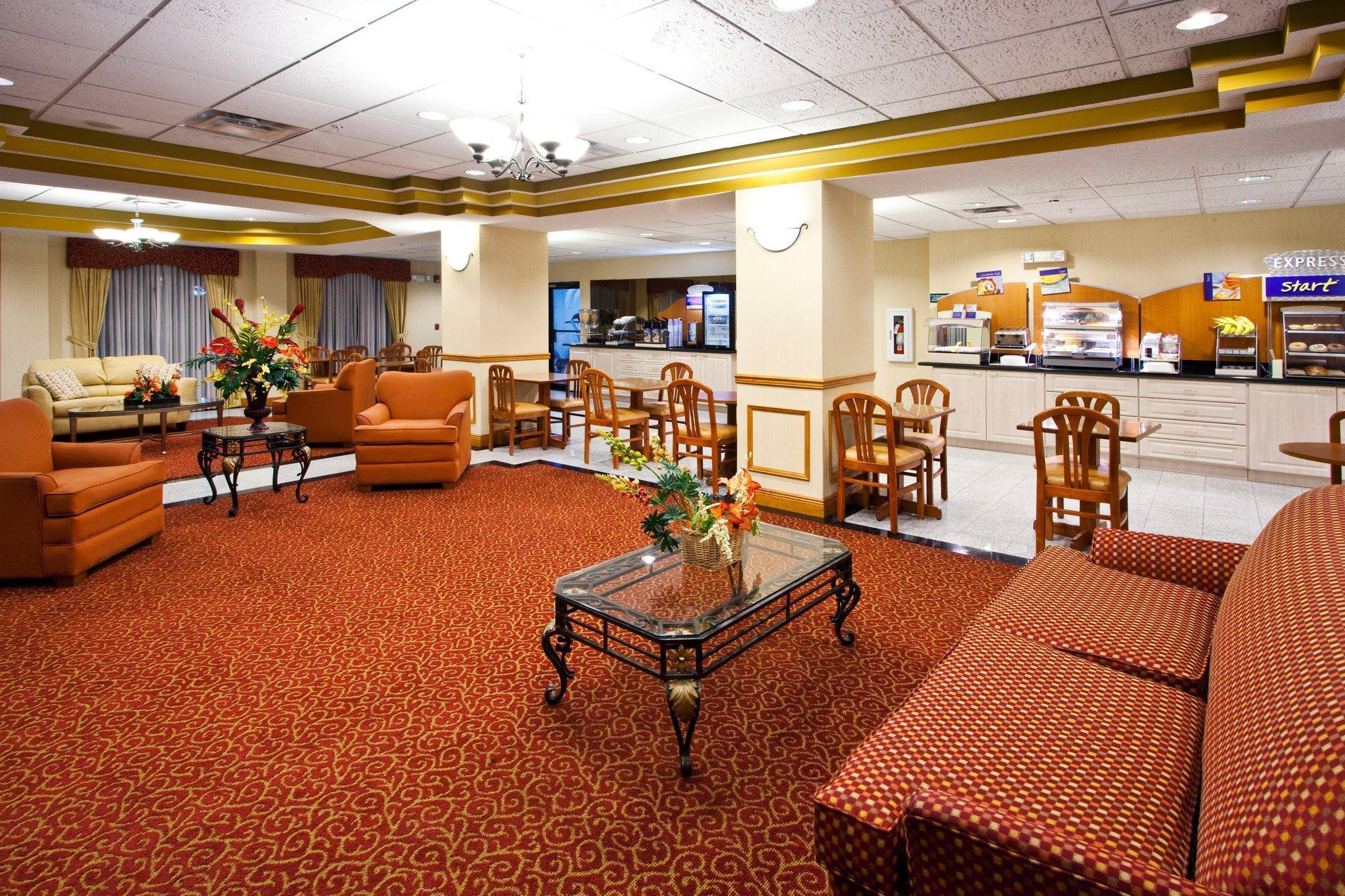 Express Vero Beach-west I-95 By Ihg Hotel 3*