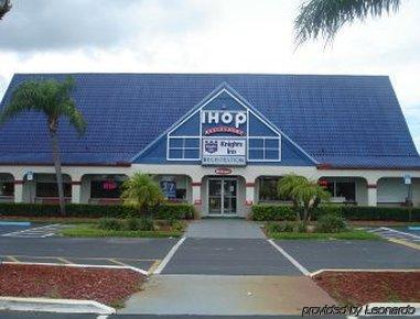 Hotel Knights Vero West 2*