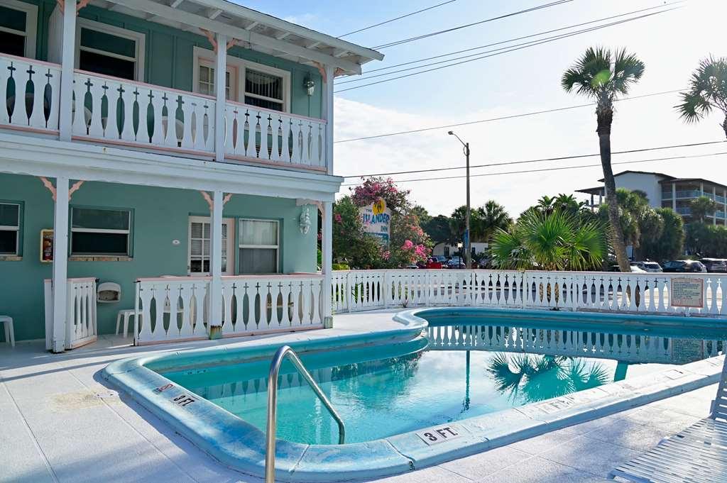 Inn The Islander