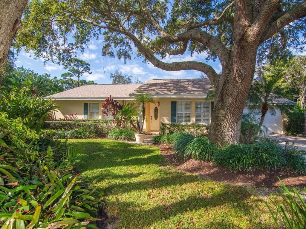 “casa Del Jardin” Private Sanctuary With Pool * Vero Beach