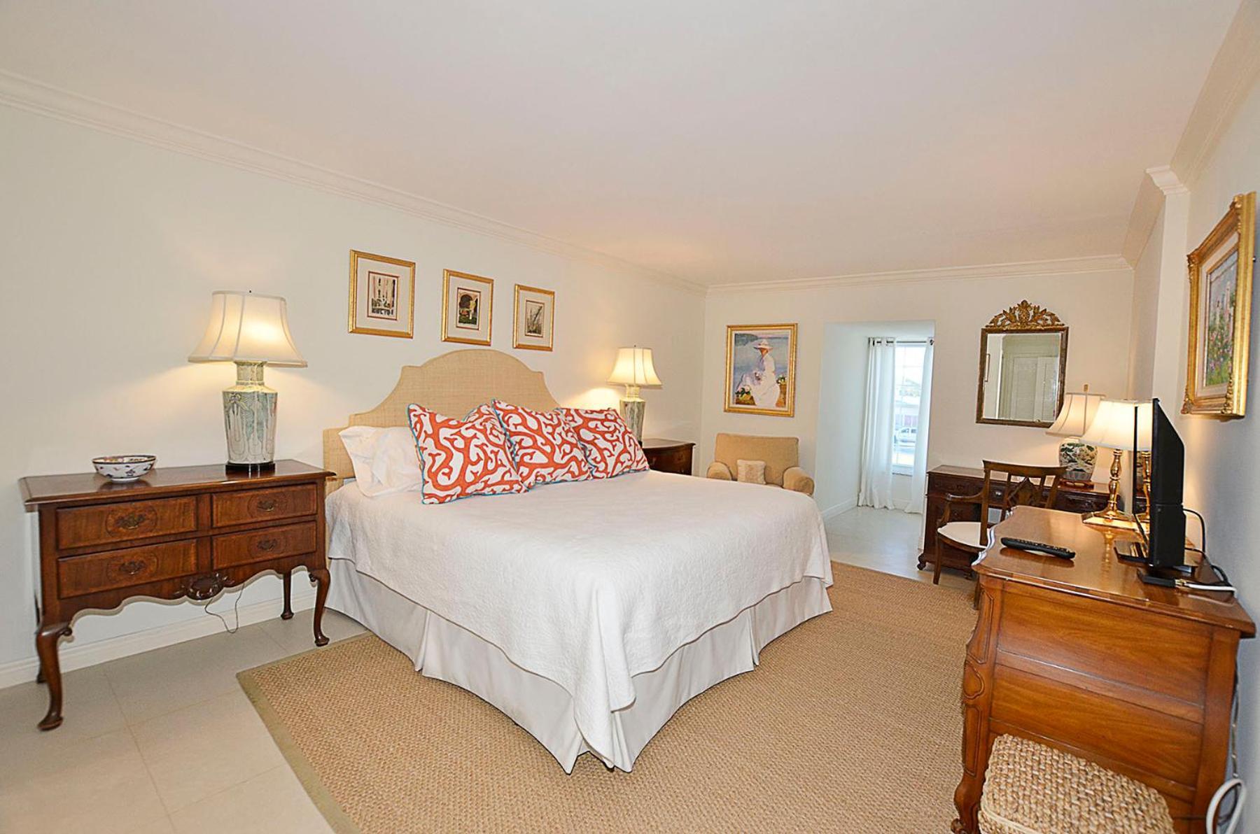 Royal Palm Penthouse #5 Apartment
