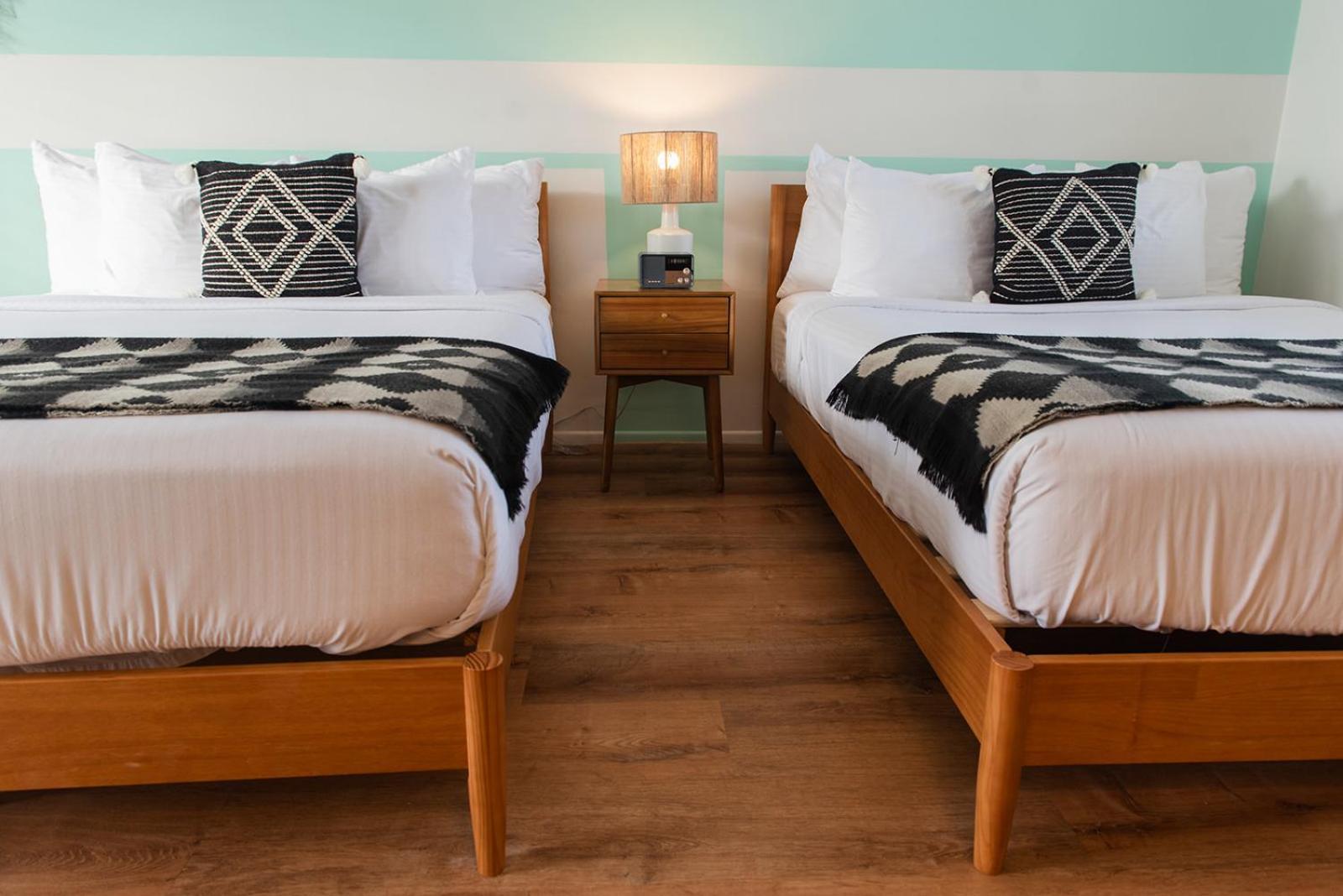 Hotel Seaspray Surf 2*