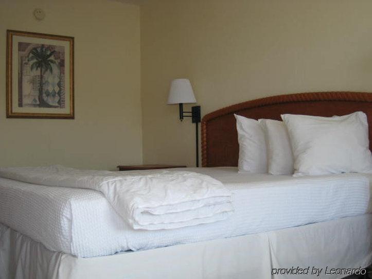 Surf Club Hotel 3*