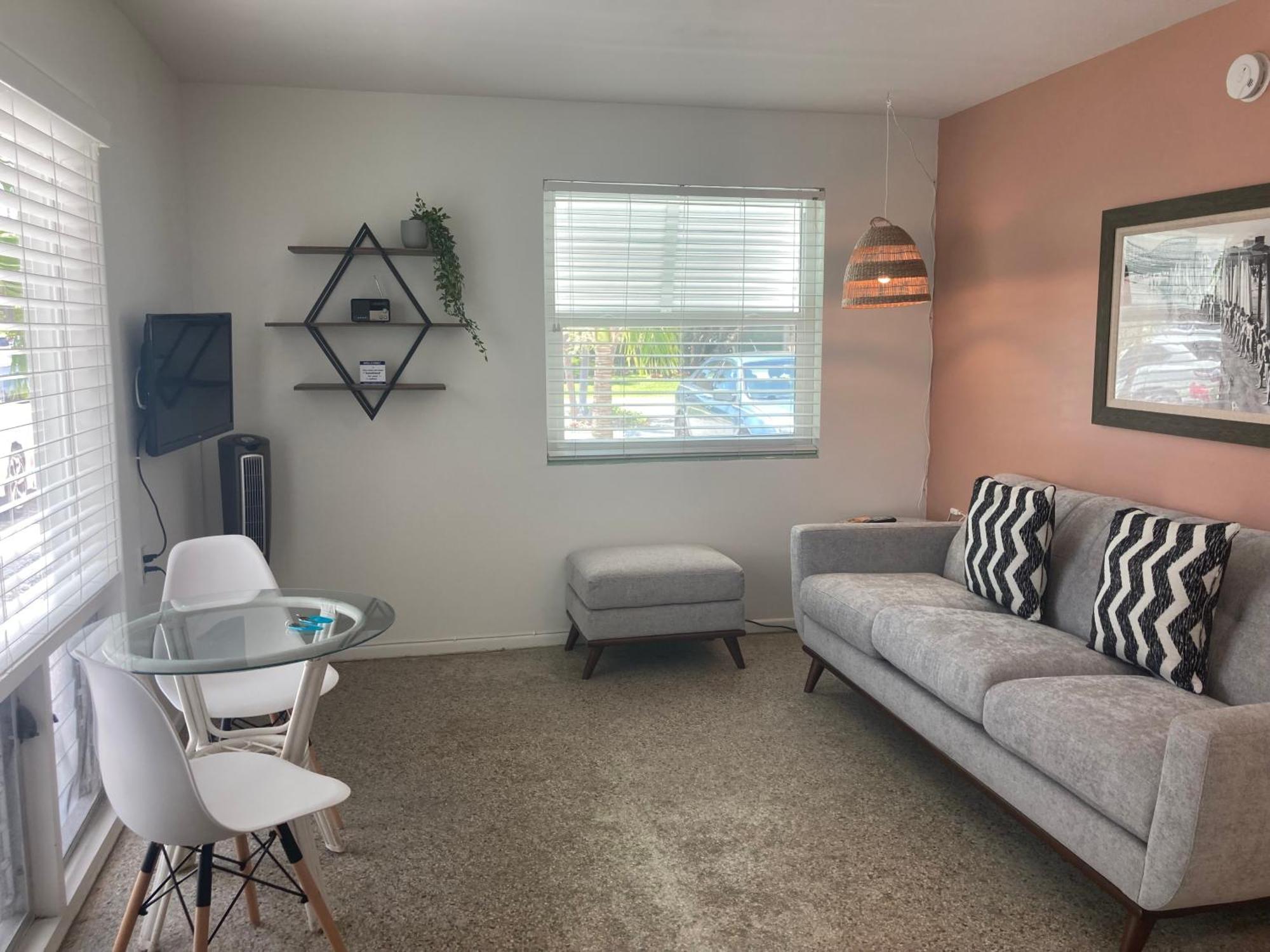 Seaspray Surf Hotel