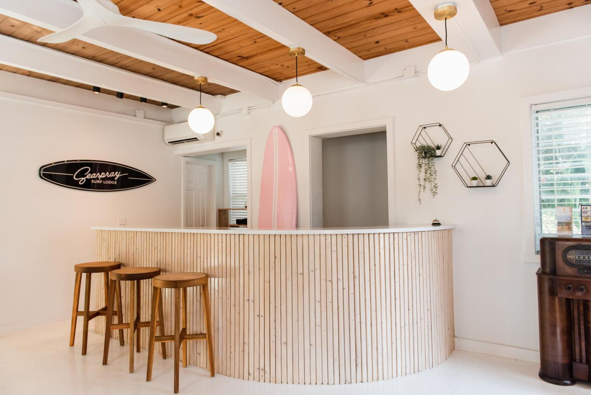 Hotel Seaspray Surf