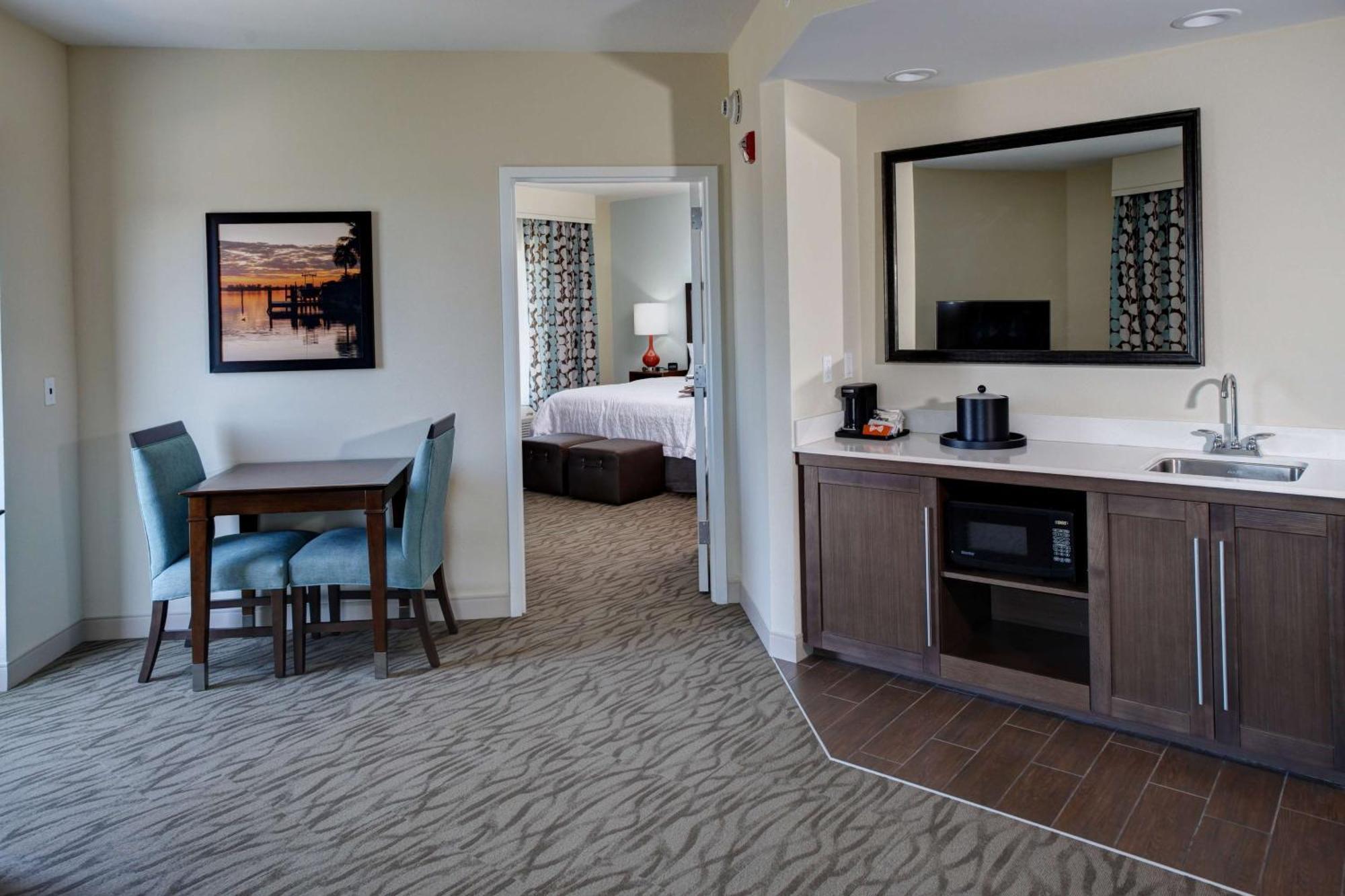 Hampton And By Hilton Vero Beach-downtown Hotel 3*