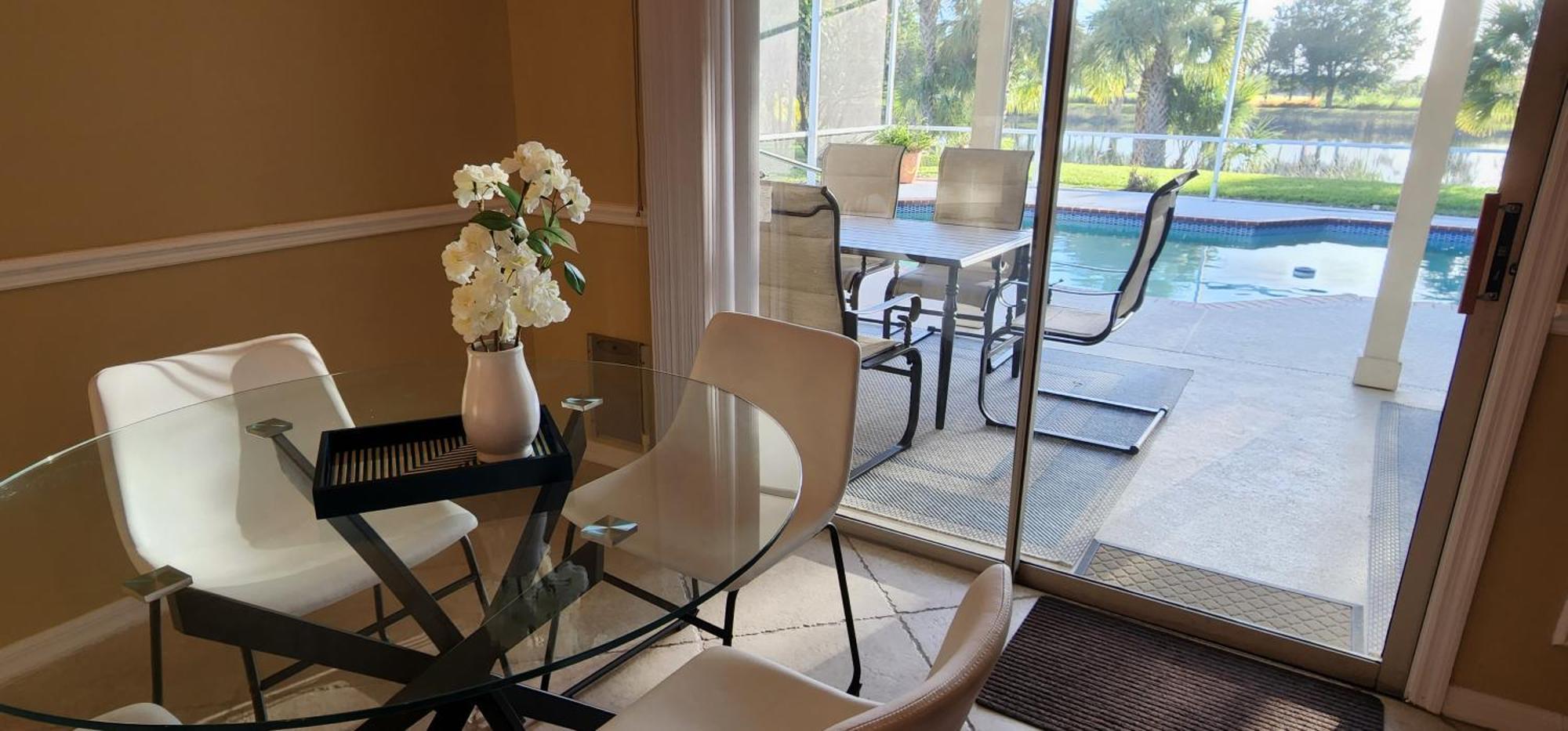 Luxury 3-bedroom Near Beaches With Pool Holiday home *