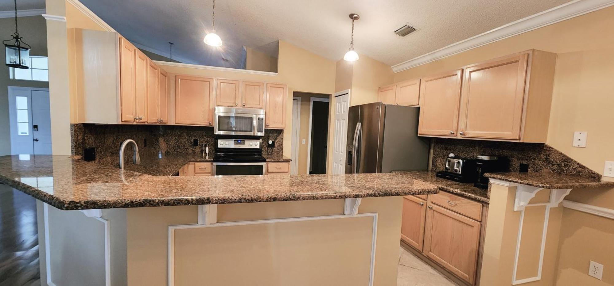 Holiday home Luxury 3-bedroom Near Beaches With Pool