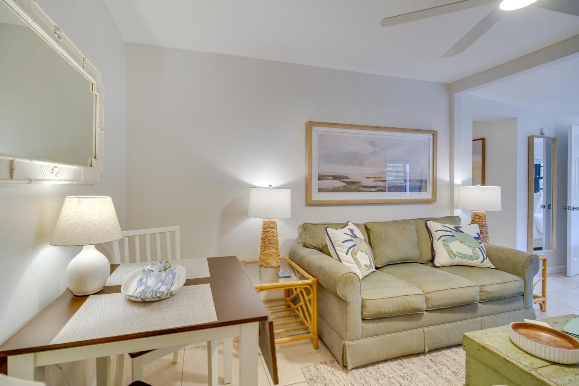 Vero With Shared Patio About 3 Mi To Beach! *