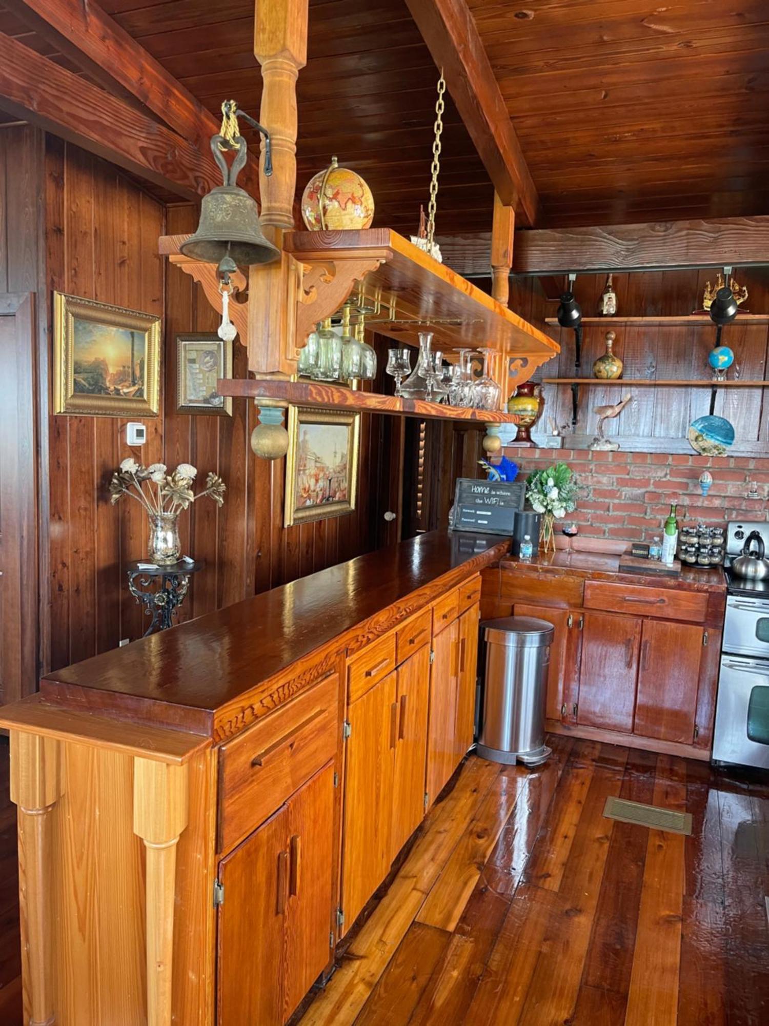 Treasure House * Vero Beach