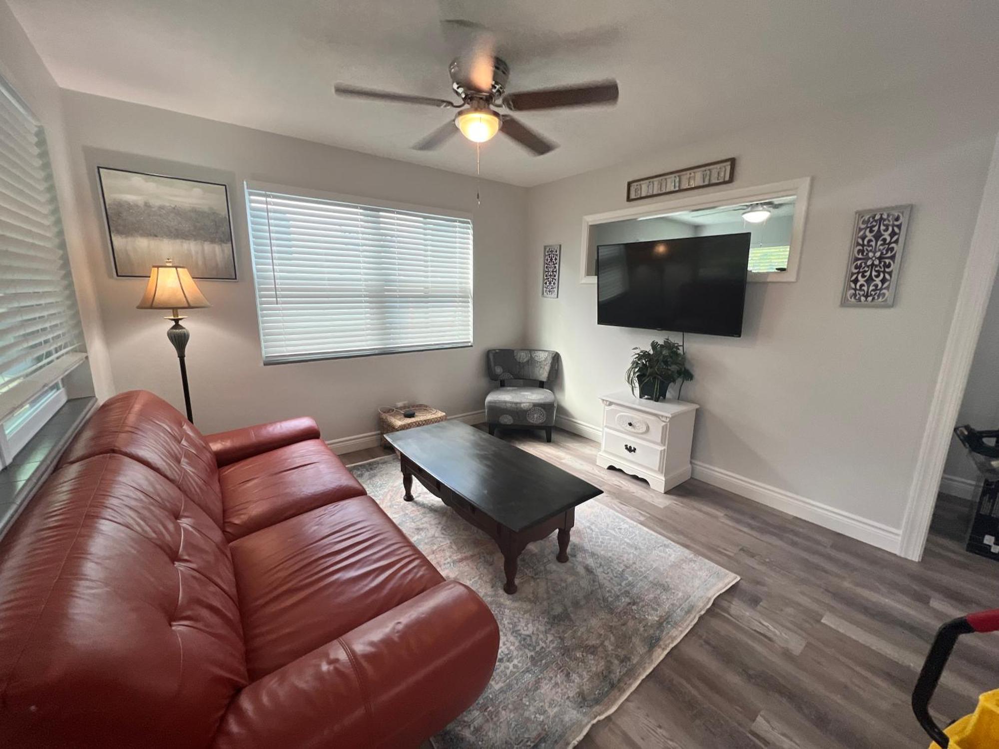 Apartment 875 Oasis #1 Location! Vero Beach