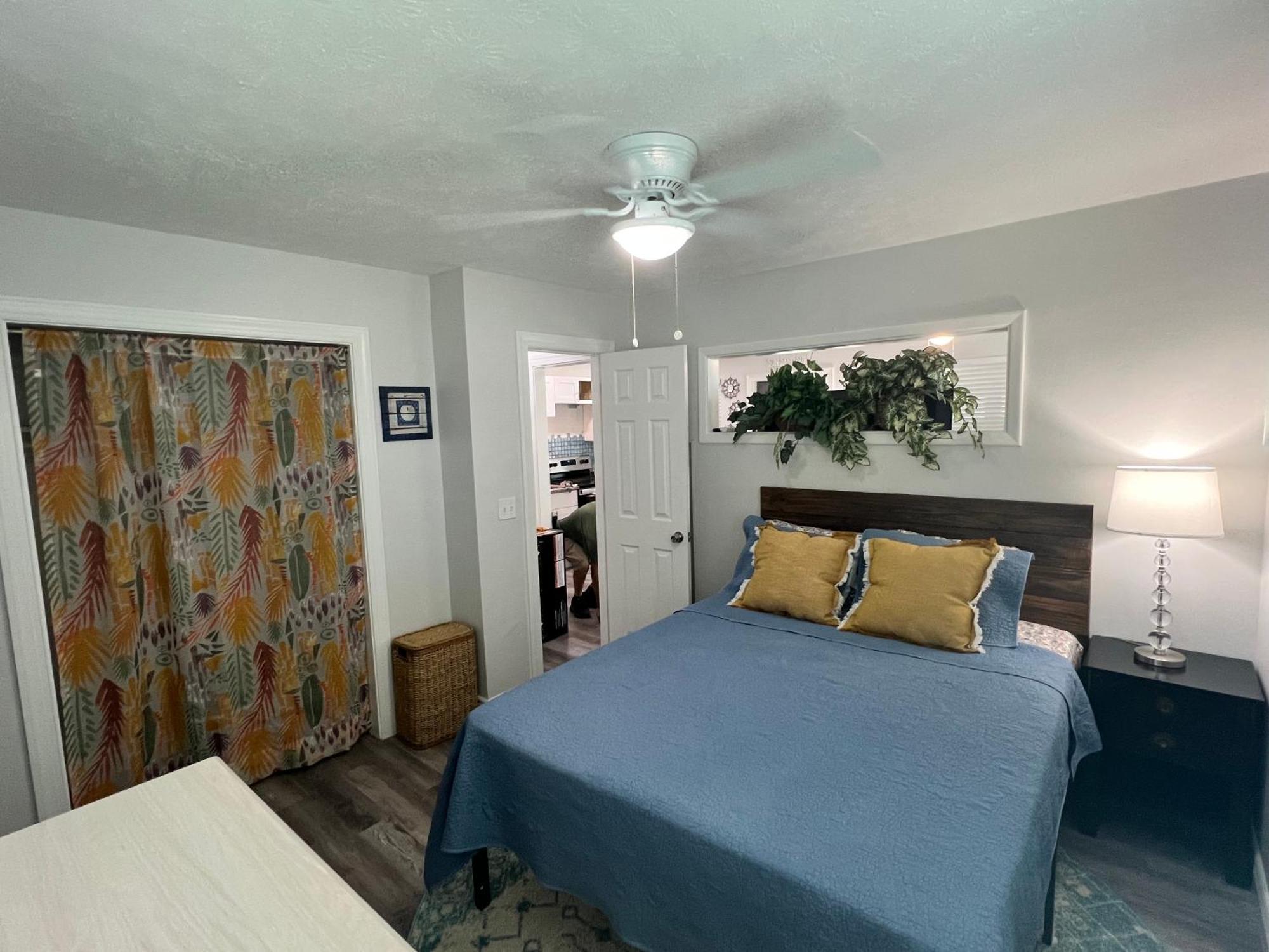 875 Oasis #1 Location! Vero Beach
