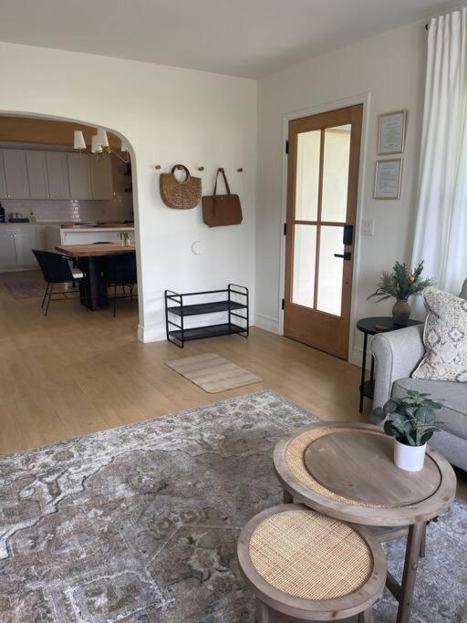 Highland House In Downtown Vero Holiday home *