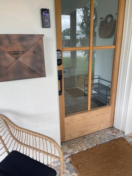 Highland House In Downtown Vero *