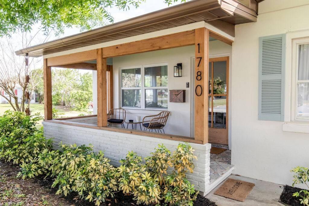 Highland House In Downtown Vero *