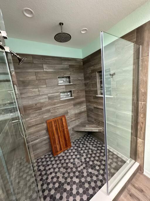 Vero Oaks Stroll To Includes Mini Golf And Jacuzzi Holiday home Vero Beach