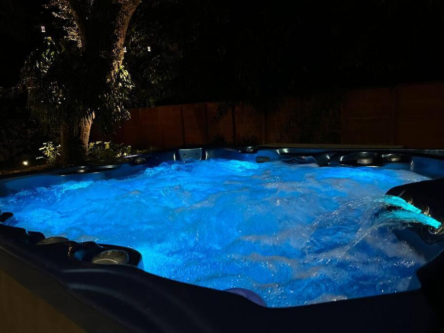 Vero Oaks Stroll To Includes Mini Golf And Jacuzzi * Vero Beach