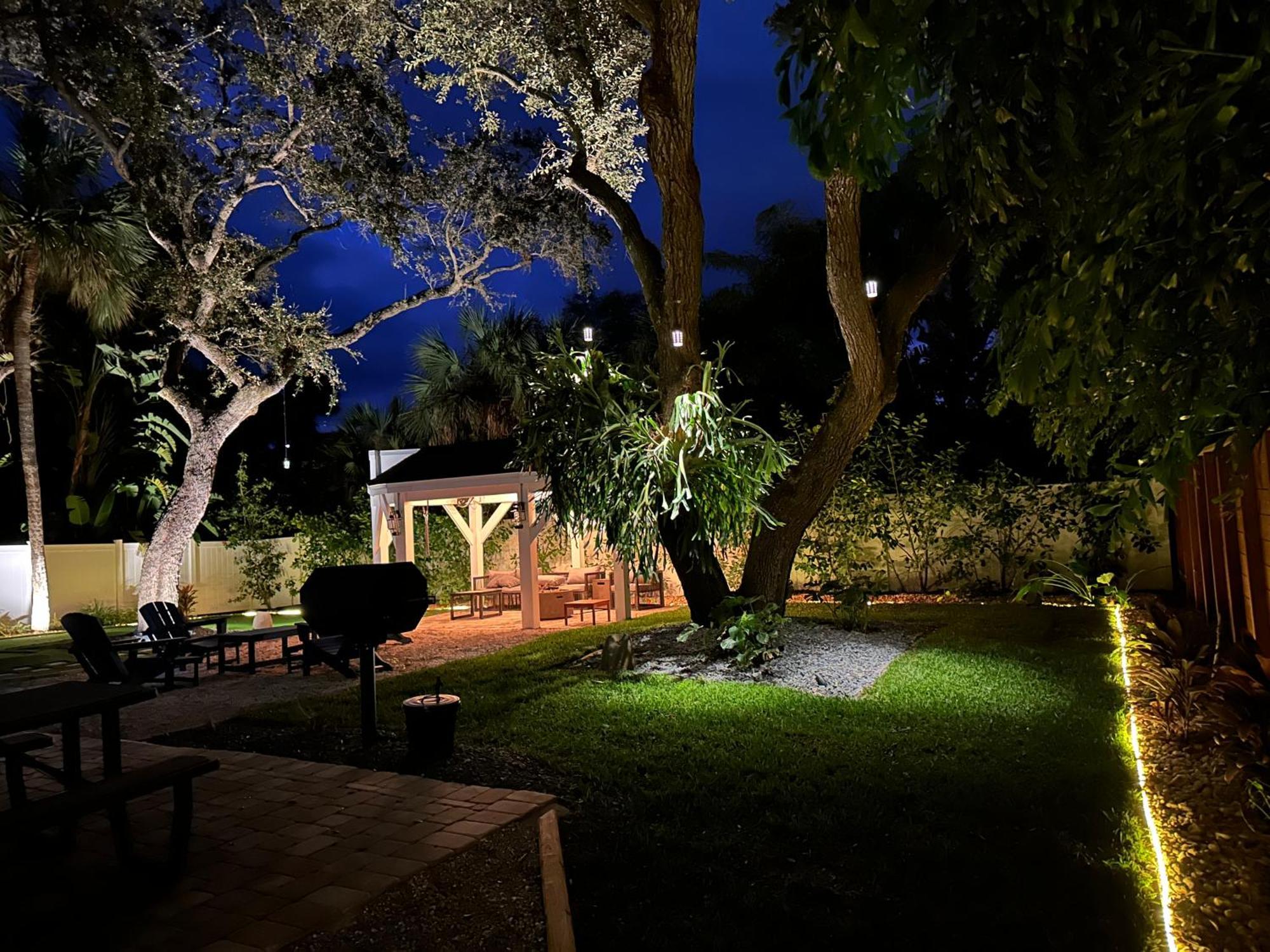 Vero Oaks Stroll To Includes Mini Golf And Jacuzzi *