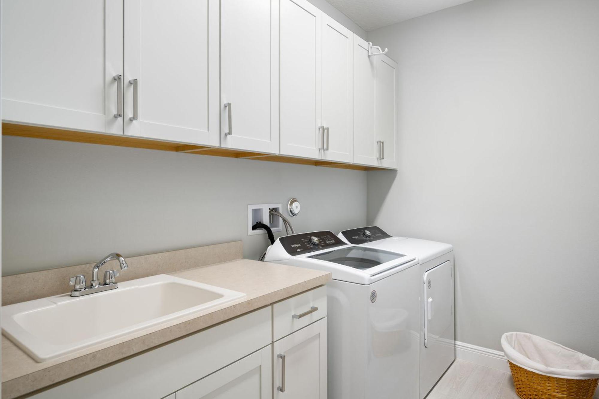 Beachside Bliss 3br, Heated Pool, Sleeps 10!