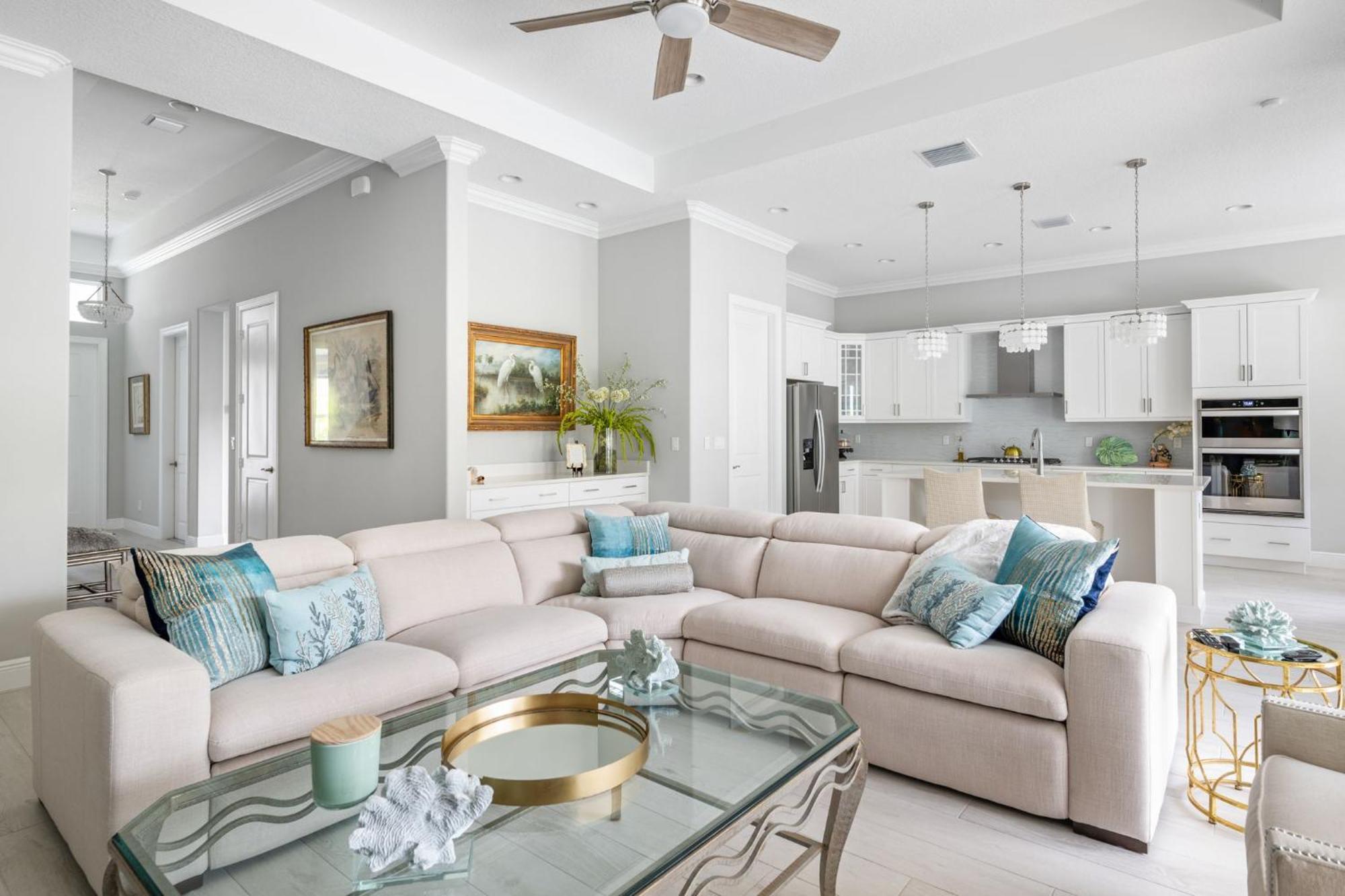 Beachside Bliss 3br, Heated Pool, Sleeps 10! * Vero Beach