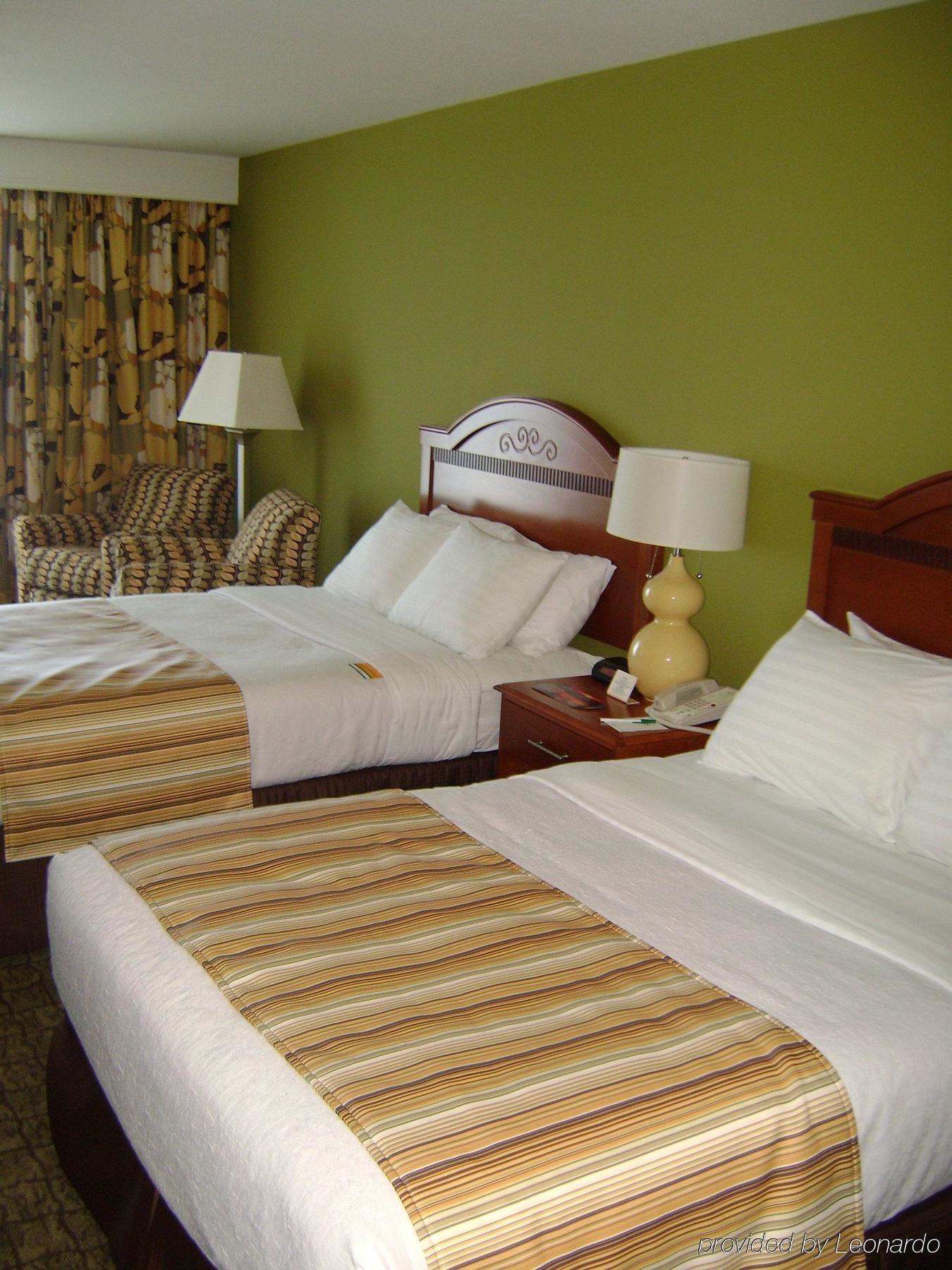 Ocean Breeze Resort