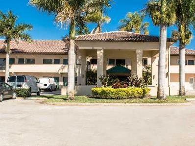 Lodge Econo Vero - Downtown *