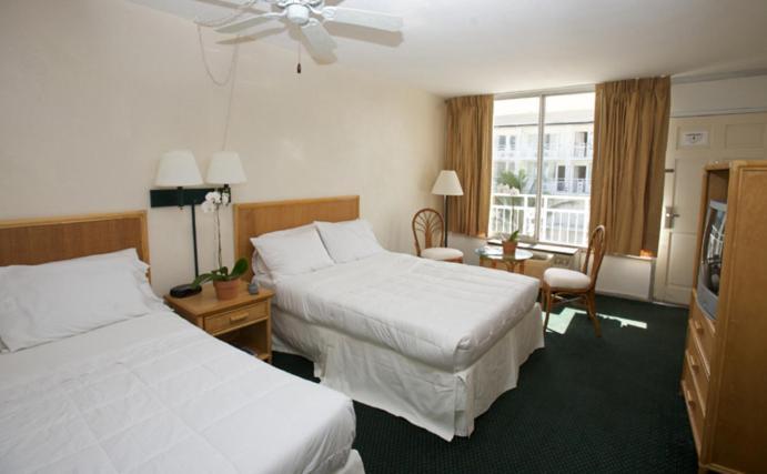 Hotel Surf Club 3*